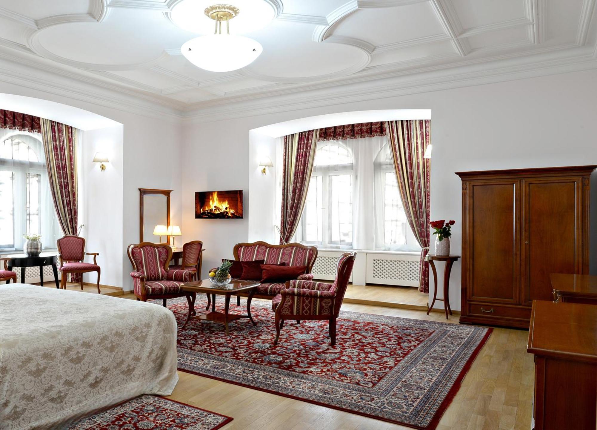Boutique Seven Days Otel 4*
